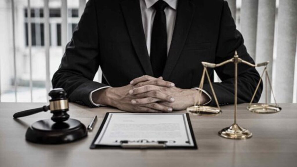 استعانة الشركات المهنية بمحامي شركات