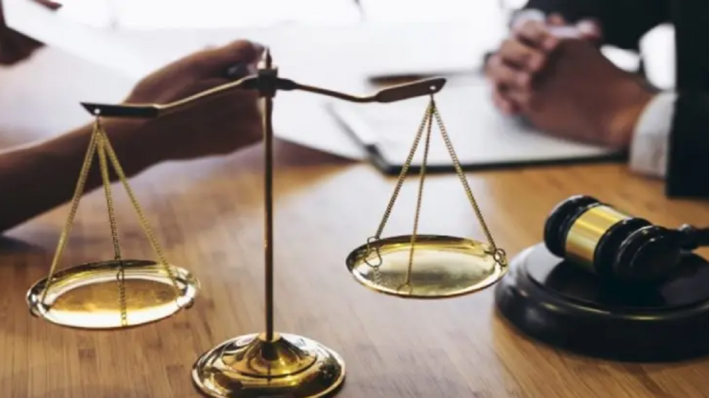 خدمات محامي شركات في الرياض