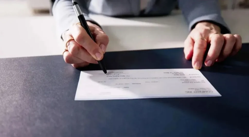 التعريف النظامي للشيك